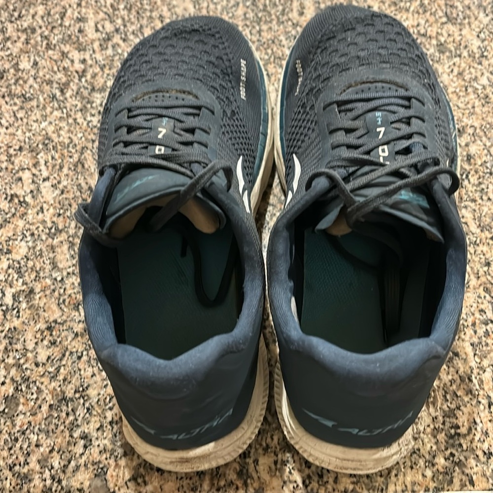 Men’s Altra Torin 4.5 shoes